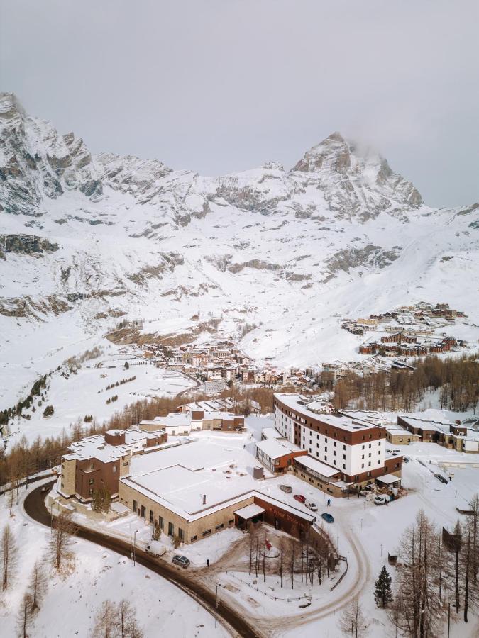 Valtur Cervinia Cristallo Ski Resort Брей-Червиния Экстерьер фото